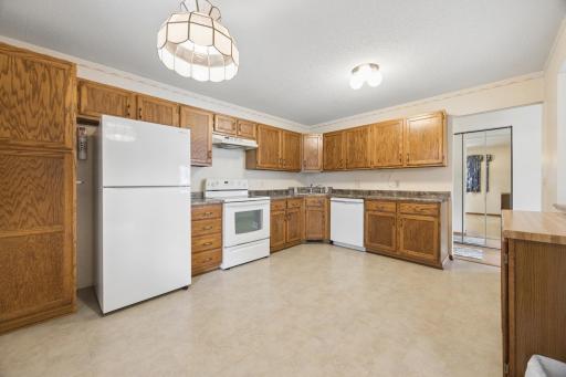 4050 Maureen Drive NE, 101NE, Columbia Heights, MN 55421