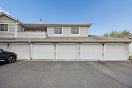 4050 Maureen Drive NE, 101NE, Columbia Heights, MN 55421