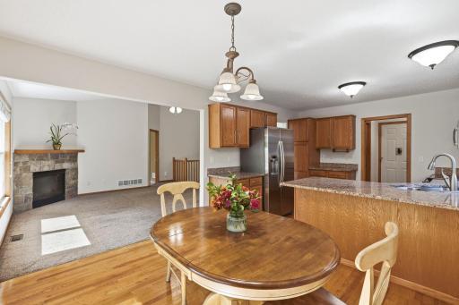 Kitchen Dining Area
