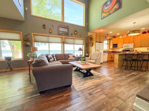 21447 Sunny Drive, Fergus Falls, MN 56537