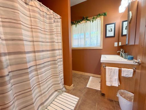 21447 Sunny Drive, Fergus Falls, MN 56537
