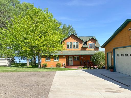 21447 Sunny Drive, Fergus Falls, MN 56537