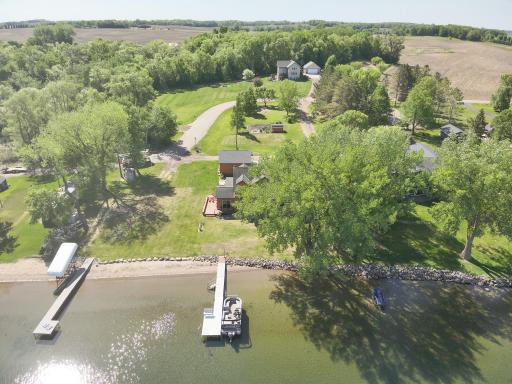 21447 Sunny Drive, Fergus Falls, MN 56537