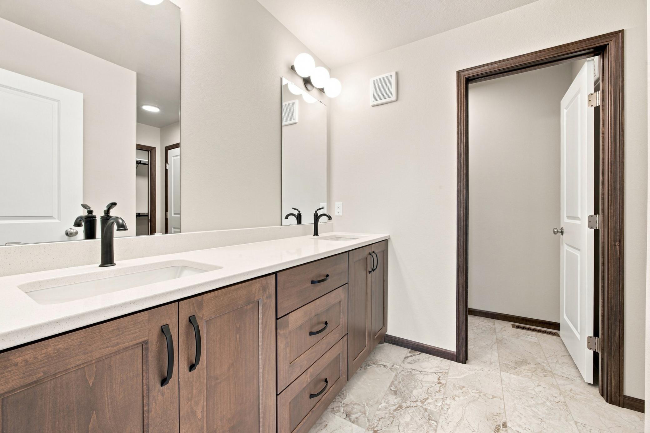 Owner's Private Bath