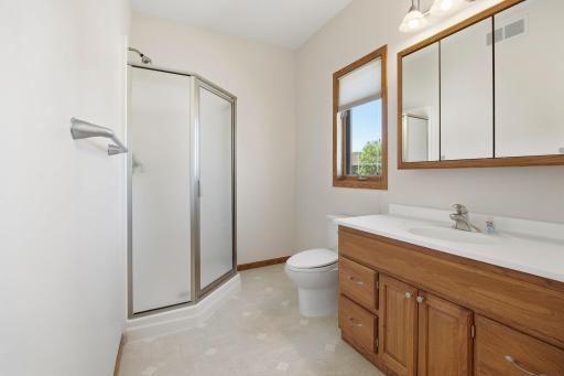 1404 Heritage Avenue NW, Hutchinson, MN 55350