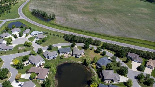1404 Heritage Avenue NW, Hutchinson, MN 55350
