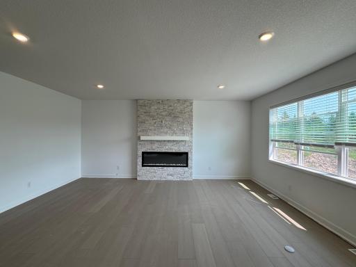 (Photo is of the actual home.)