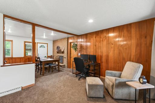 6102 Hampshire Avenue N, Minneapolis, MN 55428
