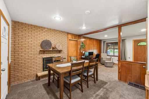 6102 Hampshire Avenue N, Minneapolis, MN 55428