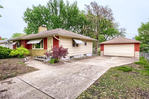 8725 5th Avenue S, Minneapolis, MN 55420