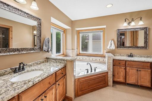 3244 140th Avenue NW, Andover, MN 55304