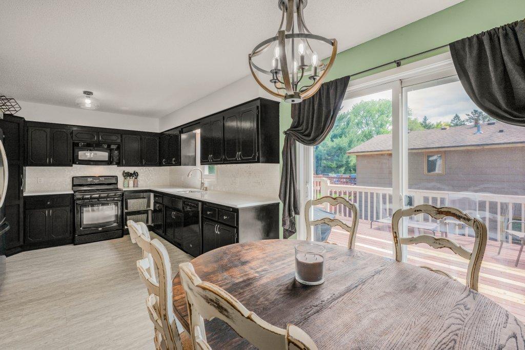 Eat in Kitchen