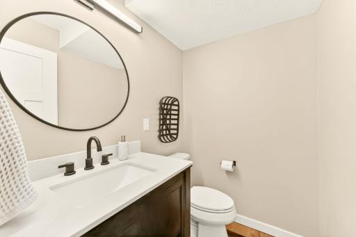 5211 Gemstone Lane NW, Rochester, MN 55901