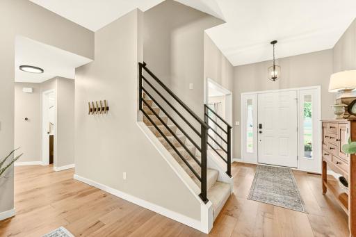 5211 Gemstone Lane NW, Rochester, MN 55901