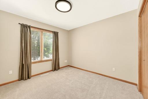 5211 Gemstone Lane NW, Rochester, MN 55901
