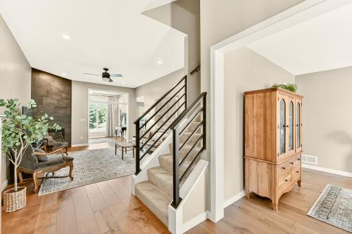 5211 Gemstone Lane NW, Rochester, MN 55901