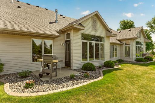 5211 Gemstone Lane NW, Rochester, MN 55901