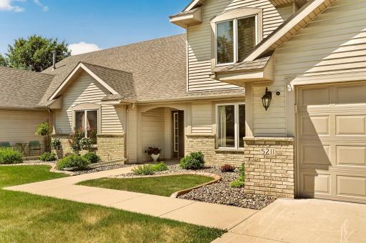5211 Gemstone Lane NW, Rochester, MN 55901