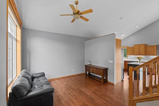 1221 118th Lane NE, Minneapolis, MN 55434