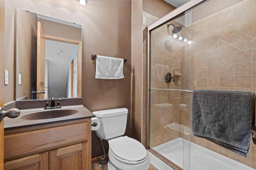 1221 118th Lane NE, Minneapolis, MN 55434