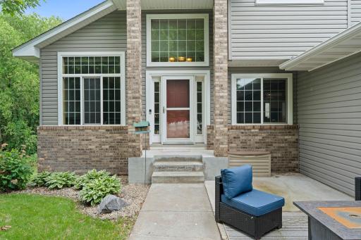 1221 118th Lane NE, Minneapolis, MN 55434