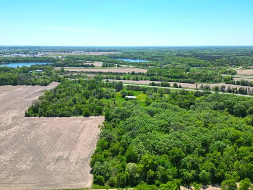Imagine creating your dream property among the trees - seclusion offers the opportunity for wonderful privacy.