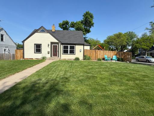 5945 Russell Avenue S, Minneapolis, MN 55410