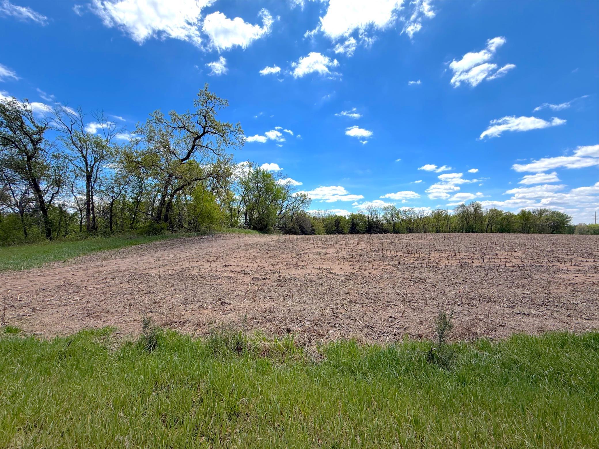 With scenic water views, abundant wildlife, and endless potential to enjoy nature - starting planning your dream property.