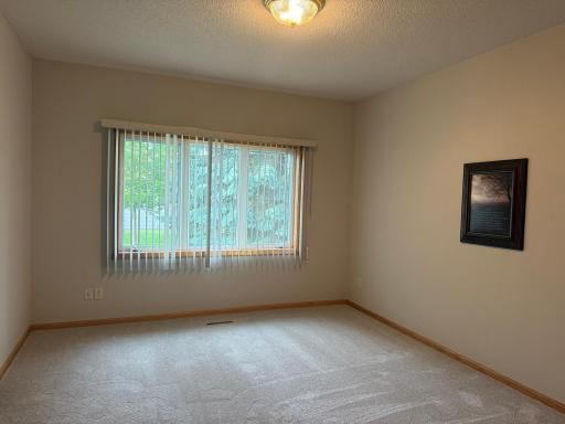 2084 Richway Lane SE, Owatonna, MN 55060