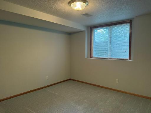 2084 Richway Lane SE, Owatonna, MN 55060