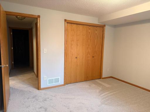 2084 Richway Lane SE, Owatonna, MN 55060