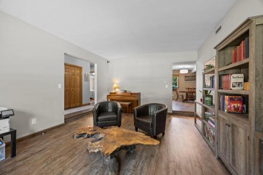 811 Tatepaha Boulevard, Faribault, MN 55021