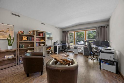 811 Tatepaha Boulevard, Faribault, MN 55021
