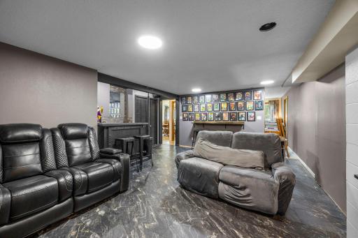 811 Tatepaha Boulevard, Faribault, MN 55021