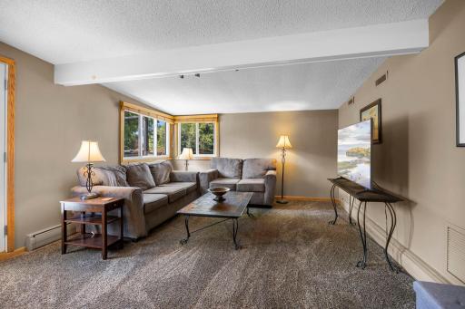 811 Tatepaha Boulevard, Faribault, MN 55021