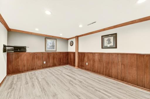 914 16 1/4 Street SE, Rochester, MN 55904