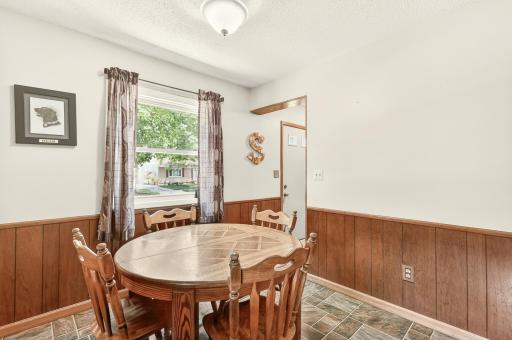 914 16 1/4 Street SE, Rochester, MN 55904