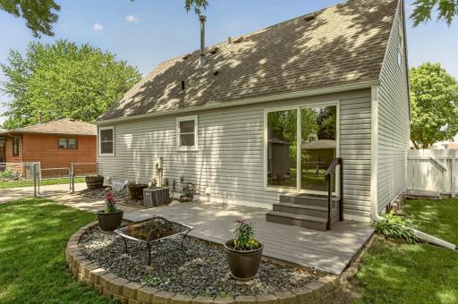 914 16 1/4 Street SE, Rochester, MN 55904