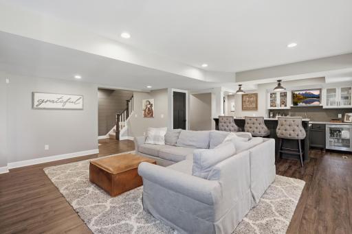 10368 Bluff Road, Eden Prairie, MN 55347