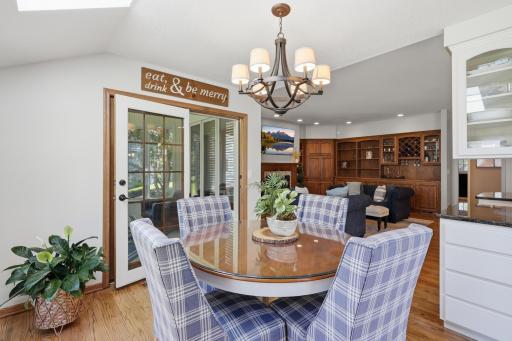 10368 Bluff Road, Eden Prairie, MN 55347