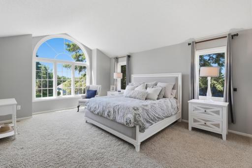 10368 Bluff Road, Eden Prairie, MN 55347