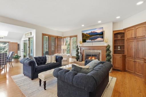 10368 Bluff Road, Eden Prairie, MN 55347
