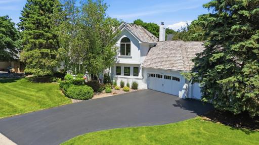 10368 Bluff Road, Eden Prairie, MN 55347