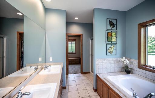1695 200th Street W, Farmington, MN 55024