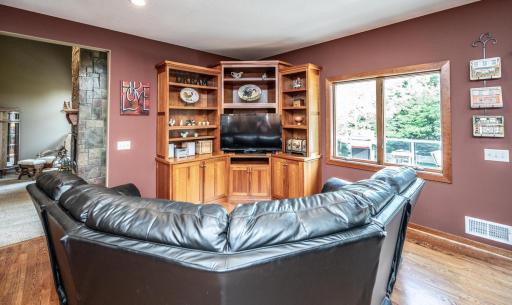 1695 200th Street W, Farmington, MN 55024