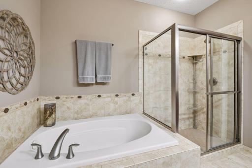 1454 Steeplechase Lane, 18, Eagan, MN 55122