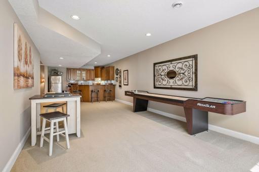 1454 Steeplechase Lane, 18, Eagan, MN 55122