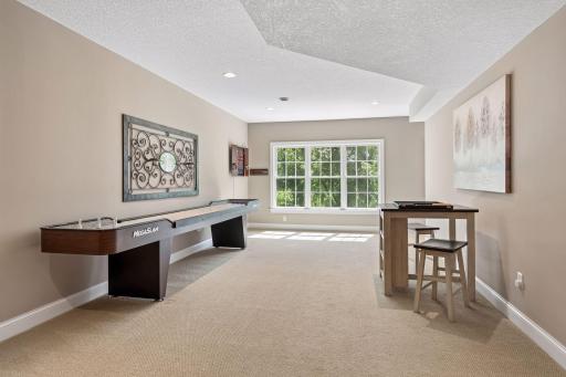 1454 Steeplechase Lane, 18, Eagan, MN 55122