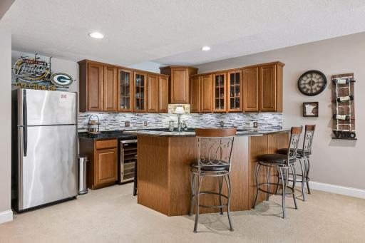 1454 Steeplechase Lane, 18, Eagan, MN 55122