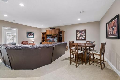 1454 Steeplechase Lane, 18, Eagan, MN 55122